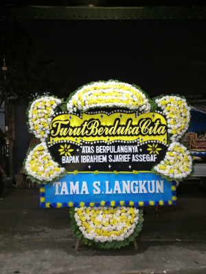 Papan Bunga Duka di Cikonengkulon